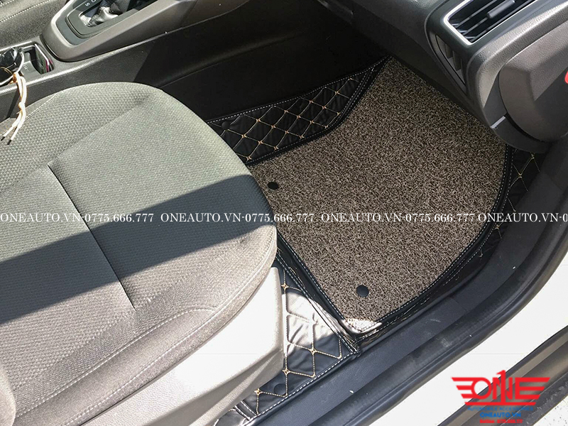 tham-lot-san-oto-ford-focus-2019-ghe-phu