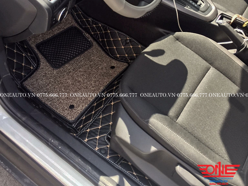 tham-lot-san-oto-ford-focus-2019-ghe-tai