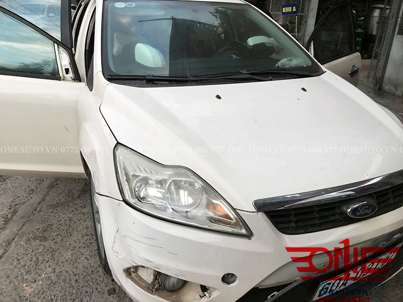 boc-ghe-da-xe-ford-focus-2009-2012-xe