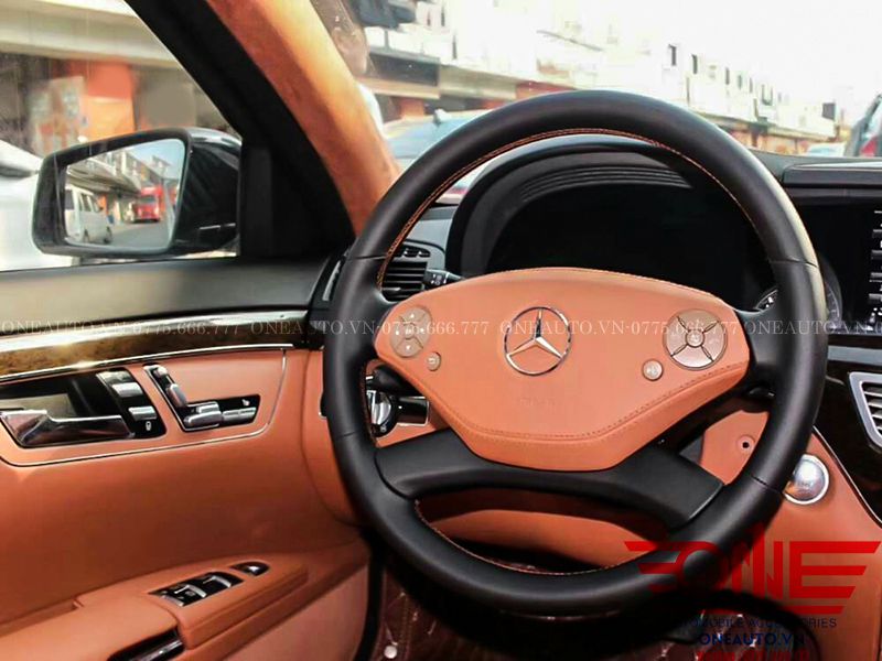 do-doi-mau-noi-that-oto-vo-lang