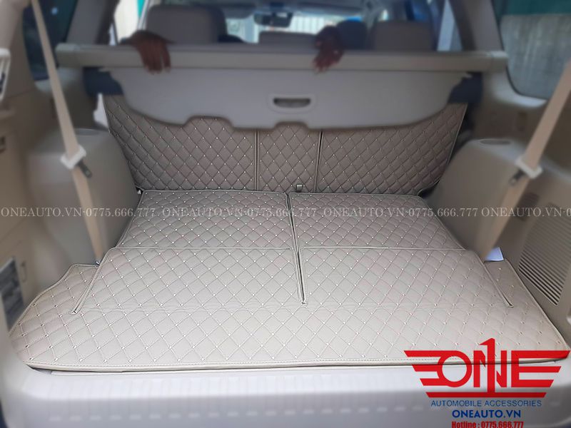 tham-lot-cop-oto-land-cruiser-prado-2020