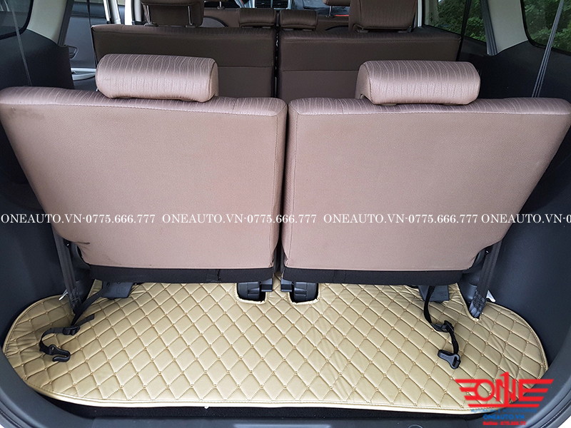 tham-lot-cop-oto-toyota-avanza