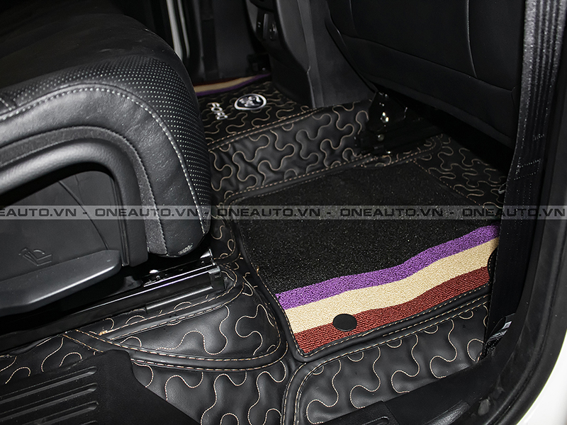 tham-lot-san-360-ford-everest-2020-ghe-sau