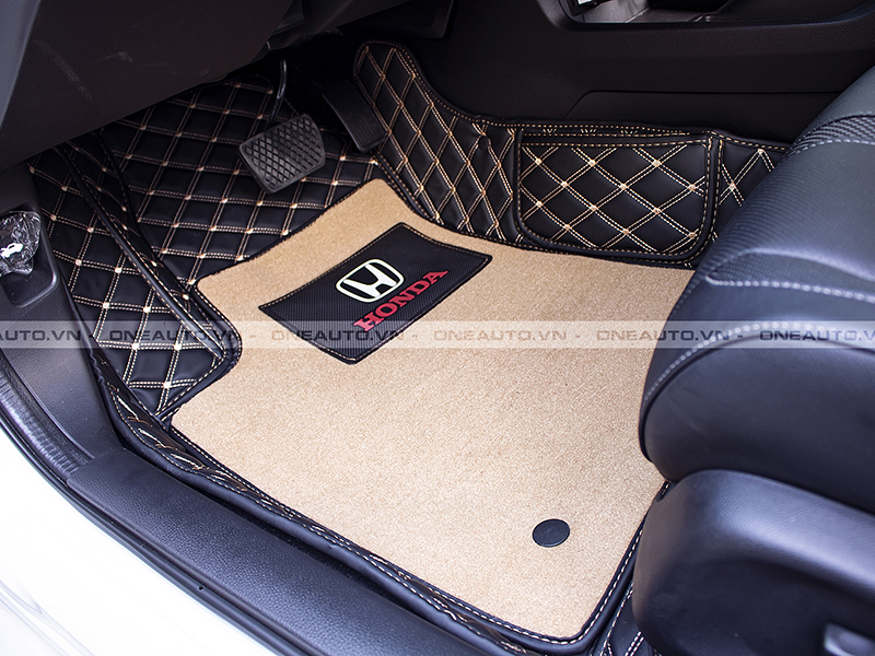 tham-lot-san-honda-civic-2020-ghe-tai