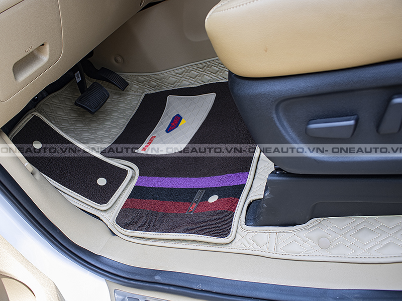 tham-lot-san-kia-sedona-2020-ghe-tai-2