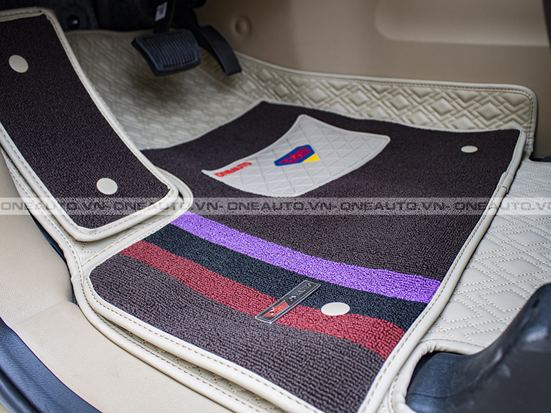 tham-lot-san-kia-sedona-2020-ghe-tai