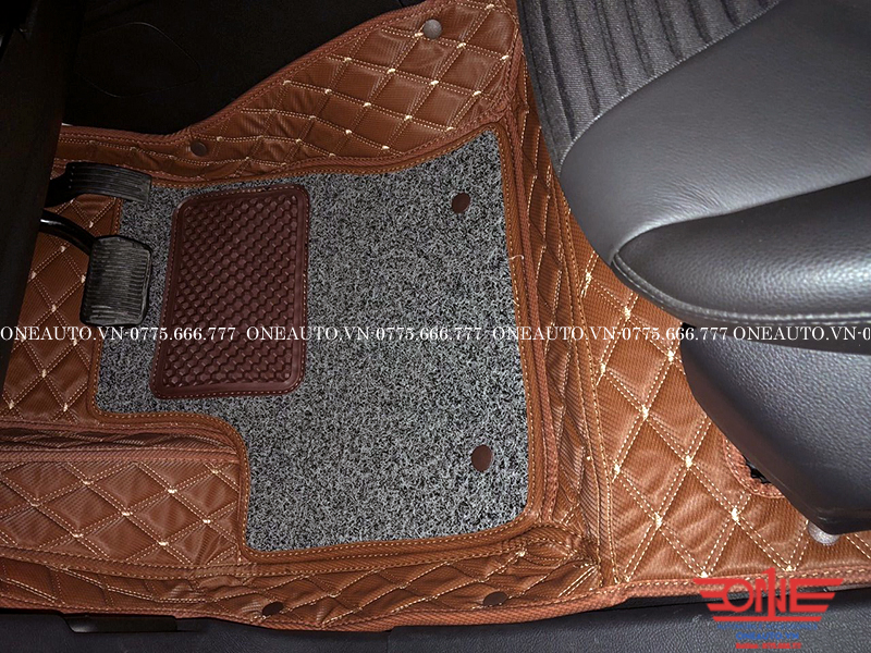 tham-lot-san-oto-ford-focus-2017-ghe-tai