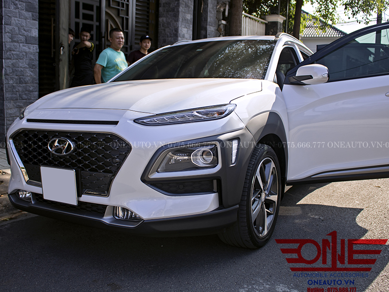 tham-lot-san-oto-huyndai-kona-2020-xe