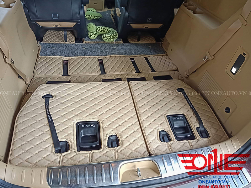 tham-lot-cop-oto-kia-carnival-2016