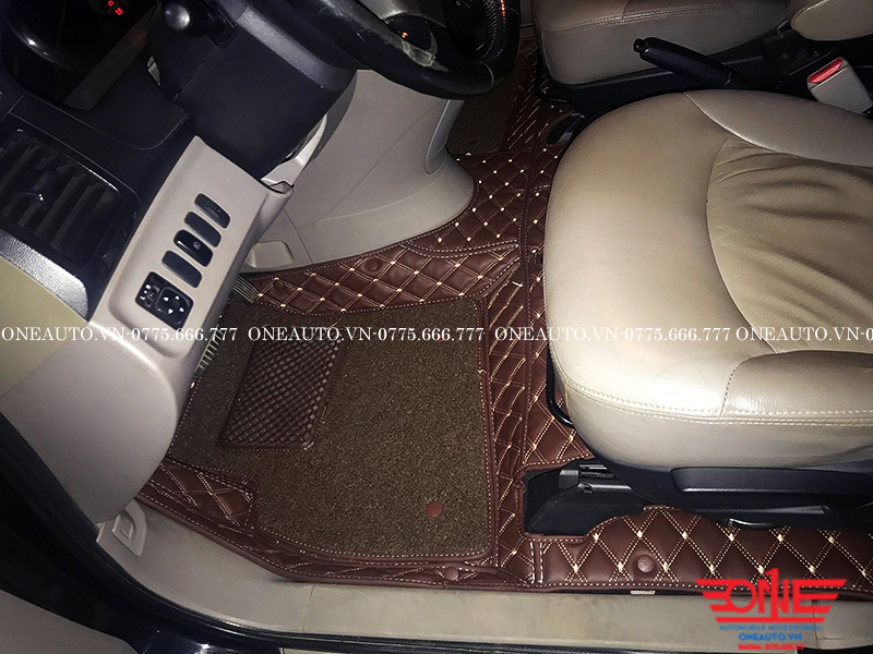 tham-lot-san-oto-mitsubishi-grandis-2017-ghe-tai