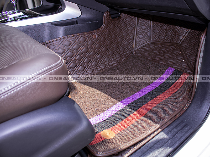 tham-lot-san-oto-nissan-terra-2019-ghe-phu