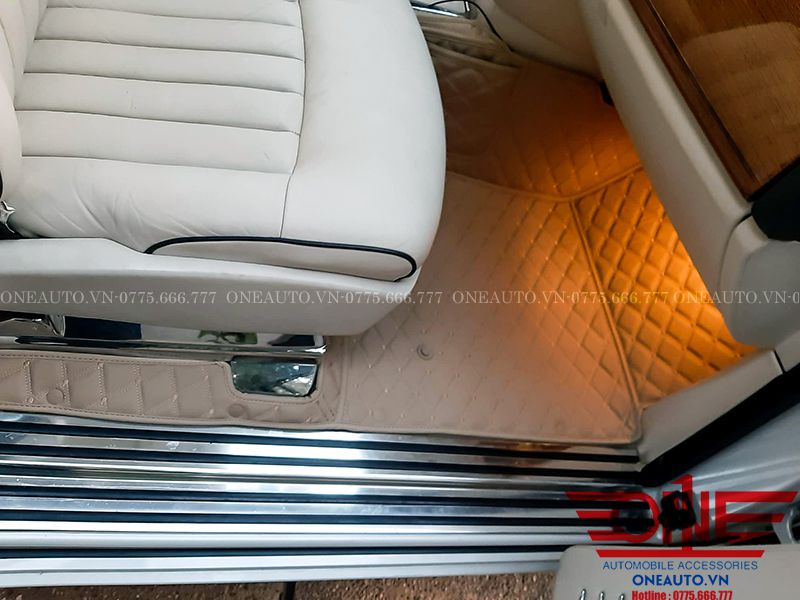 tham-lot-san-oto-rolls-royce-phantom-ghe-phu