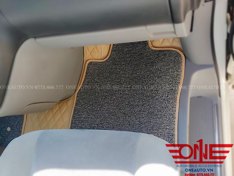 tham-lot-san-oto-toyota-alpard-2004-ghe-phu