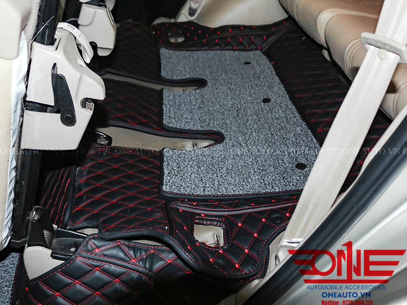 tham-lot-san-oto-toyota-innova-2006-ghe-cuoi