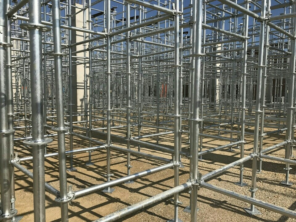 thi_cong_gian_giao_nem