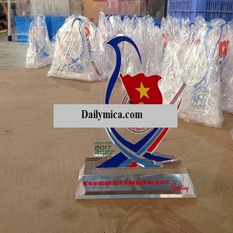Kỷ niệm chương | Quà tặng kỷ niệm chương Mica