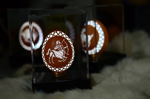 hộp trưng bày trứng