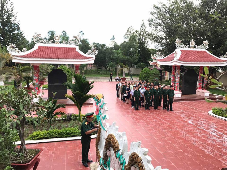 handetour tổ chức tour thăm lại chiến trường xưa 1