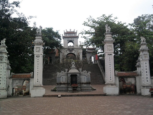 đền Cuông- Bãi Lữ