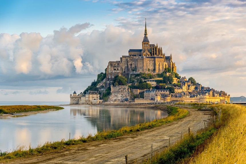 Mont Saint Michel, Pháp