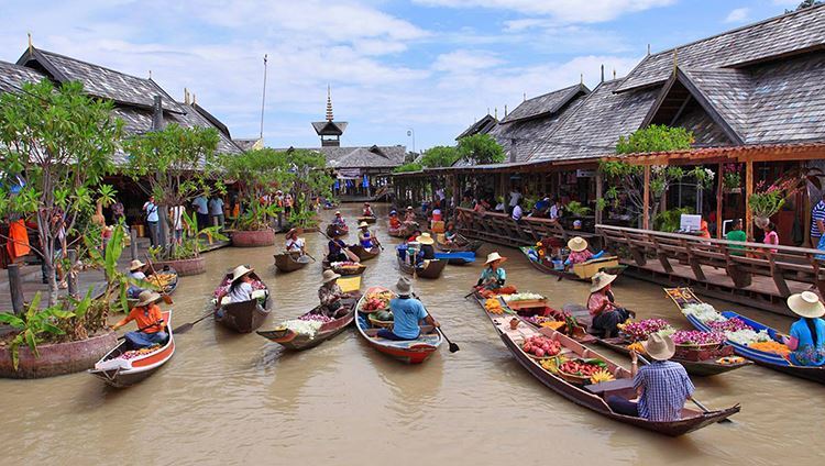 Chợ nổi Bốn mùa Pattaya