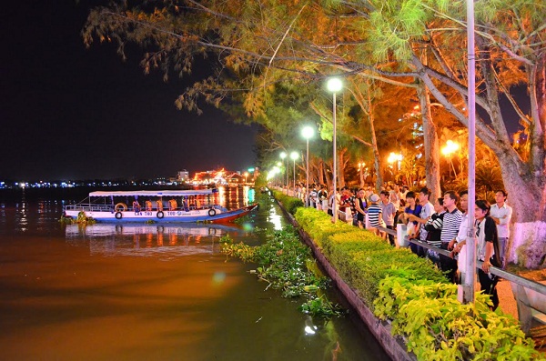 Bến Ninh kIều Du lịch Hồ Chí Minh Cần Thơ Châu Đốc 3 ngày 2 đêm