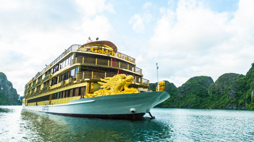 Golden Cruise - du thuyền lớn nhất Vịnh Hạ Long