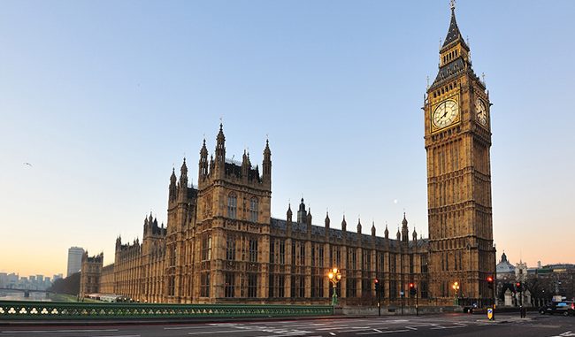 tháp đồng hồ big ben