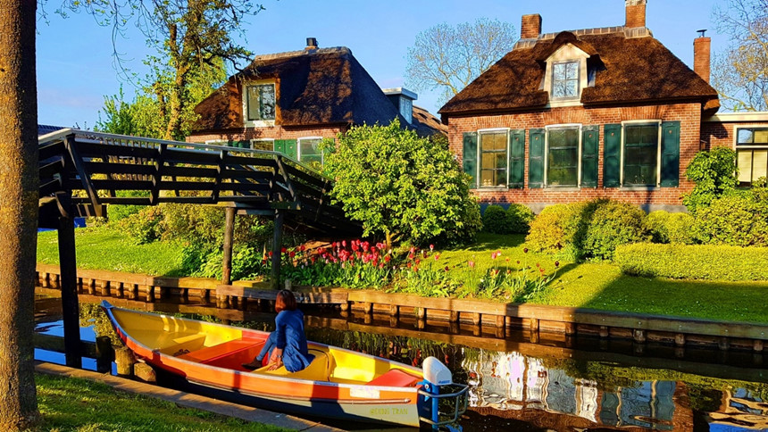 Ghé thăm ngôi làng cổ tích đẹp nhất thế giới Giethoorn