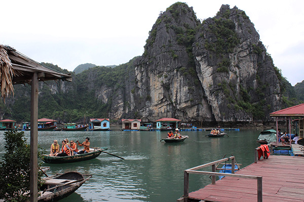 Làng Chài Vung Viêng – Hạ Long