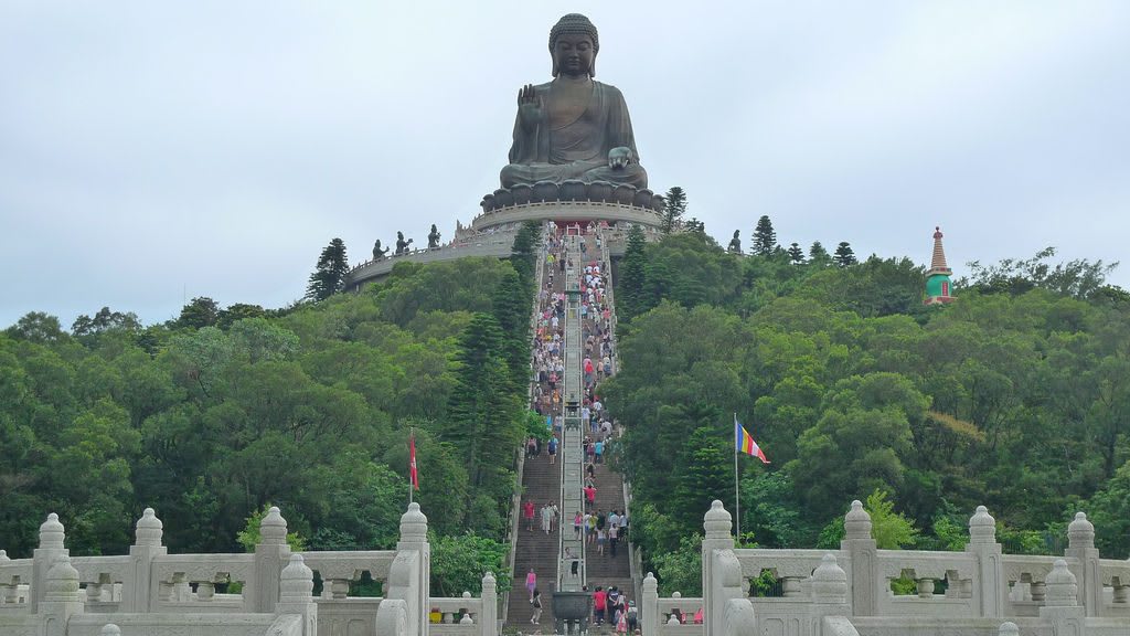 Khám phá đảo Lantau và chiêm ngưỡng đại Phật Ngong Ping