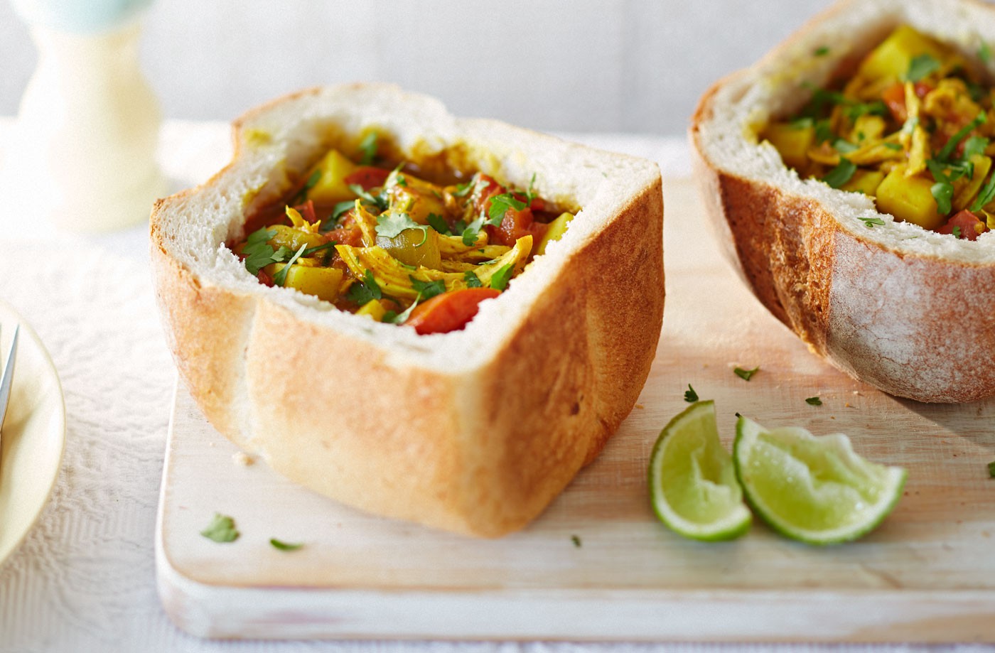 chén bánh mỳ bunny chow