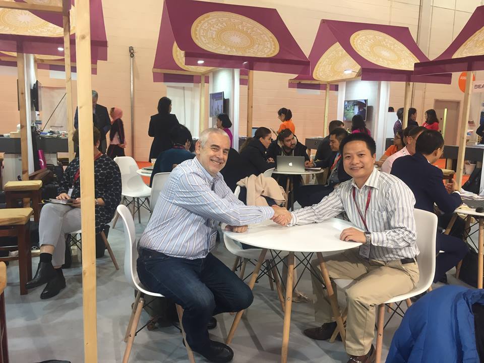 handetour gặp gỡ các buyers tại WTM 2018