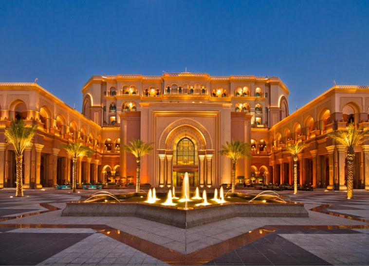 khách sạn Emirates Palace