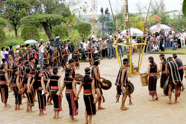 Làng dân tộc Raglay - Nha Trang