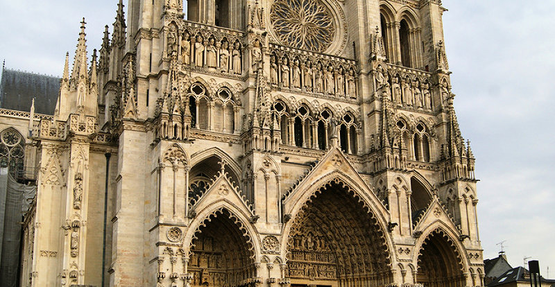 Nhà thờ Đức Bà Amiens đồ sộ