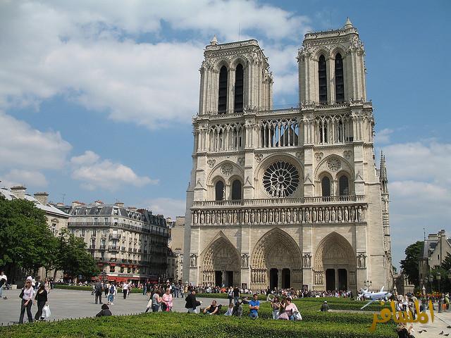 Nhà thờ Đức Bà Paris – Notre Dame Cathedral