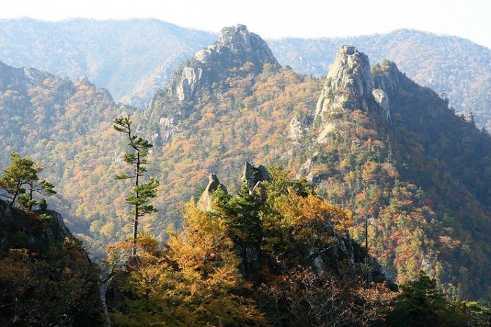 núi seorak hùng vĩ