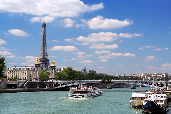 Buổi chiều trên sông Seine