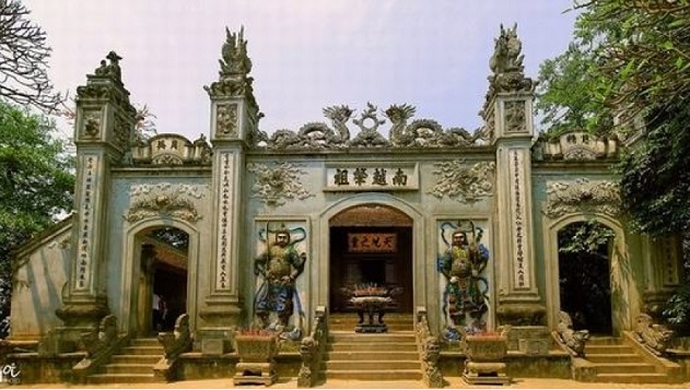 Di tích lịch sử Đền Hùng - Nơi Cội Nguồn Của Dân Tộc Việt Nam