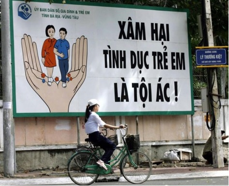 Xâm Hại Tình Dục Trên Môi Trường Mạng Đối Với Trẻ Vị Thành Niên