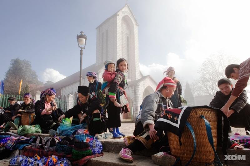 SAPA EASY TREKKING TRIP 2 days 1 night - sleep at homestay