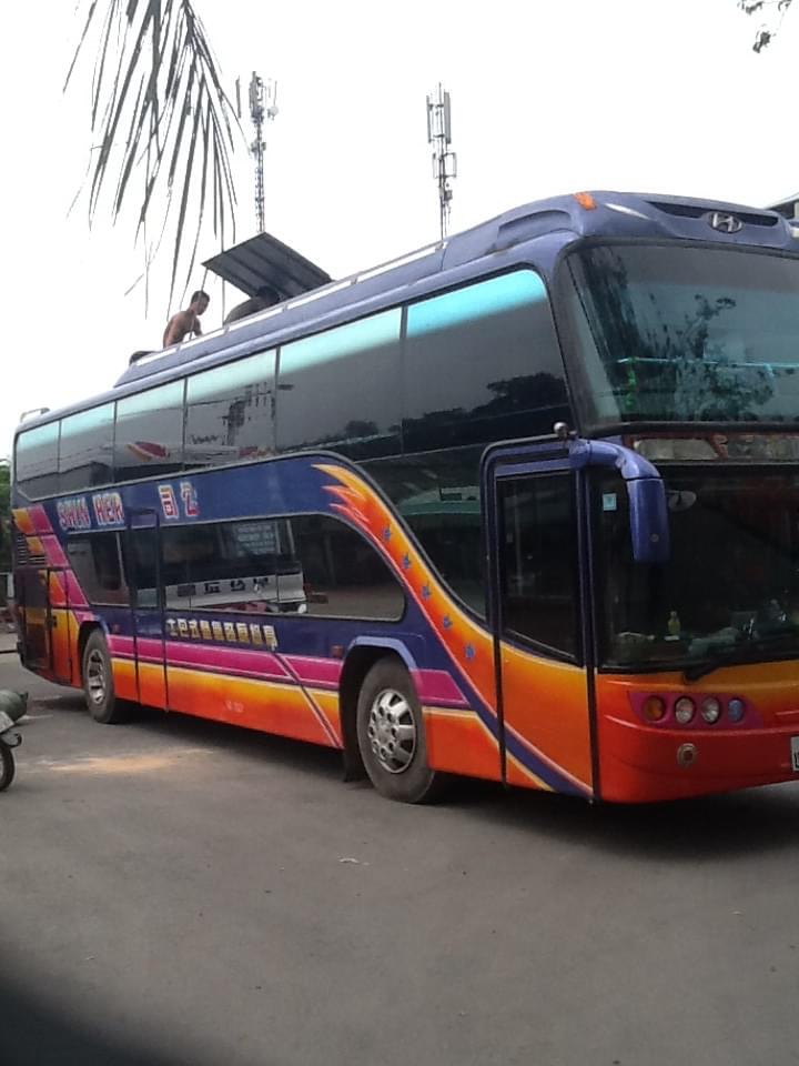 BUS HANOI - LAOS