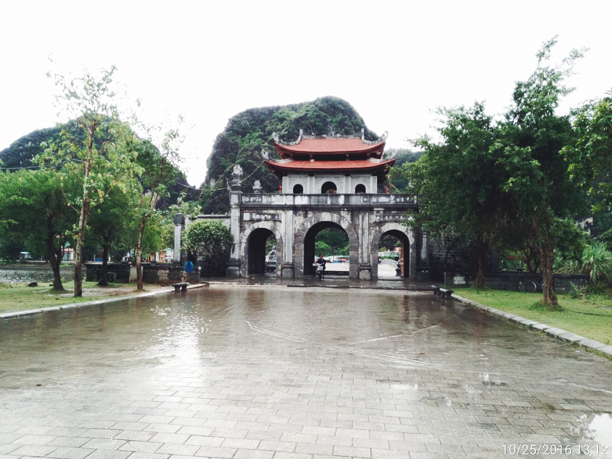 HOA LU-THUNG NHAM-1 DAY
