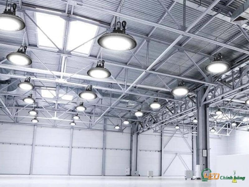 Đèn LED Highbay Là Gì? Có Phải Lựa Chọn Tốt Nhất Cho Nhà Xưởng Không?