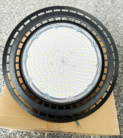 Đèn LED Nhà Xưởng Highbay UFO 200W Zeus ZHBO-200