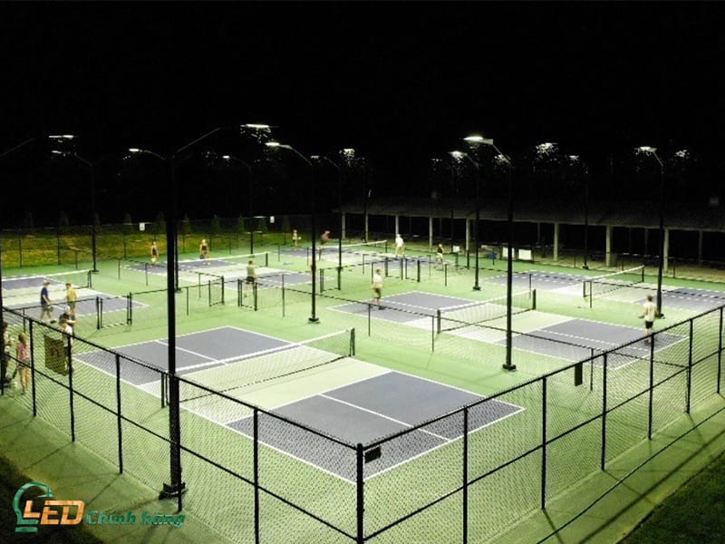 Lựa Chọn Đèn Pha LED Phù Hợp Với Từng Loại Sân Thể Thao Ngoài Trời