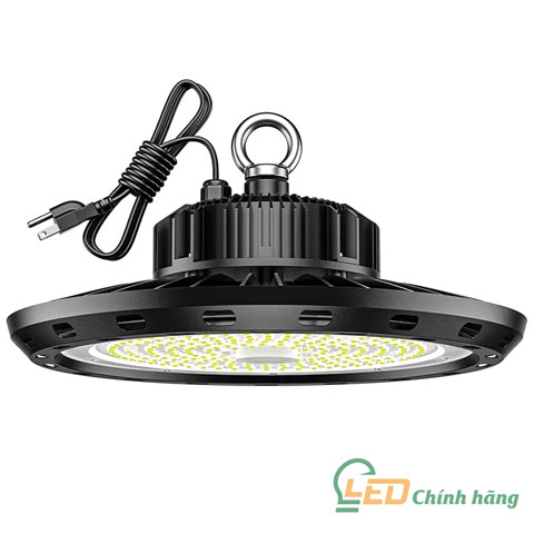 đèn highbay UFO chiếu sáng sân pickleball trong nhà
