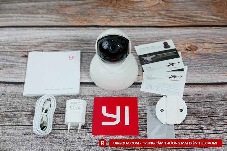 Camera Xiaomi YI Dome 720P Quốc Tế