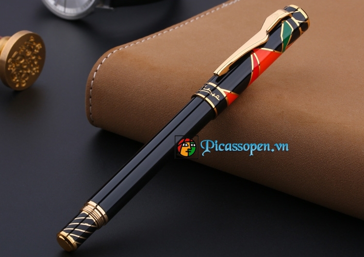 Bút máy cao cấp Picasso 80 màu đen cài vàng